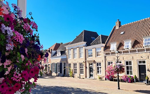 tholen dorp plein