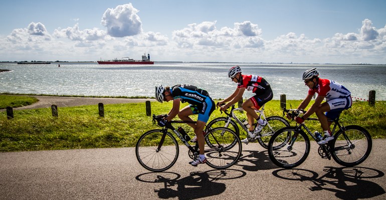 Cycle racing in Zeeland