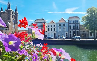 Terras in het centrum van Middelburg, lekker na een dagje winkelen in Zeeland