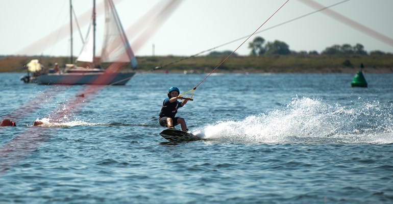 Watersporten in Zeeland! Hier heb je alle ruimte voor watersport. 