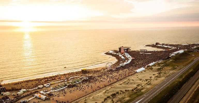 Concert at SEA op de Brouwersdam