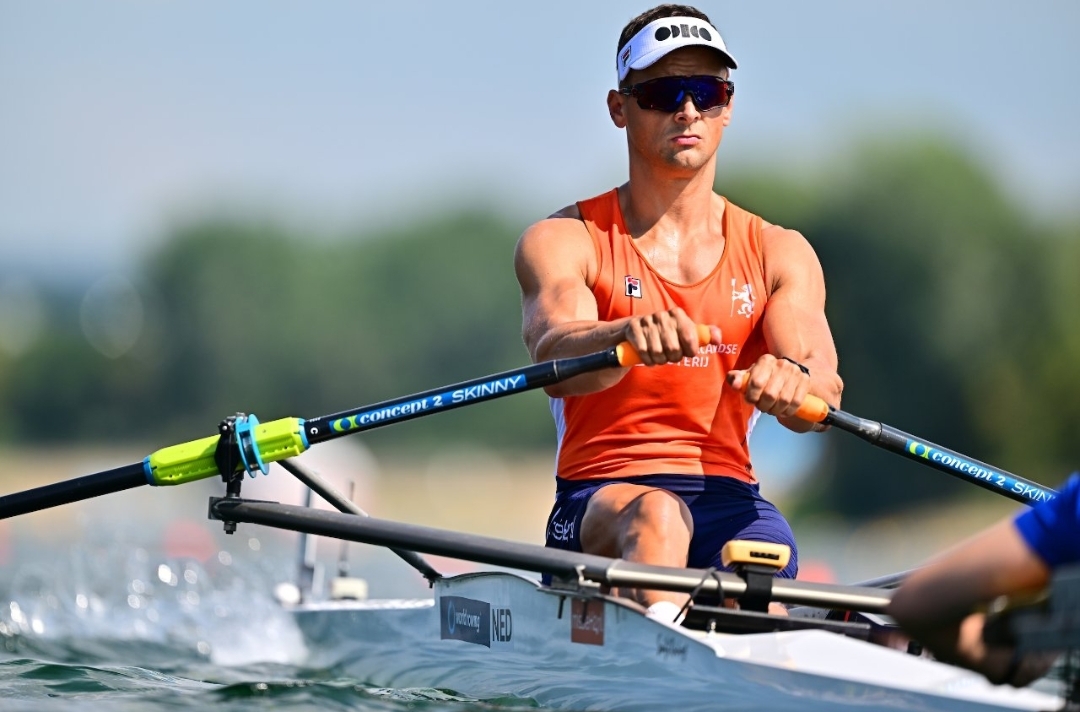 Actiefoto van roeier Corné de Koning